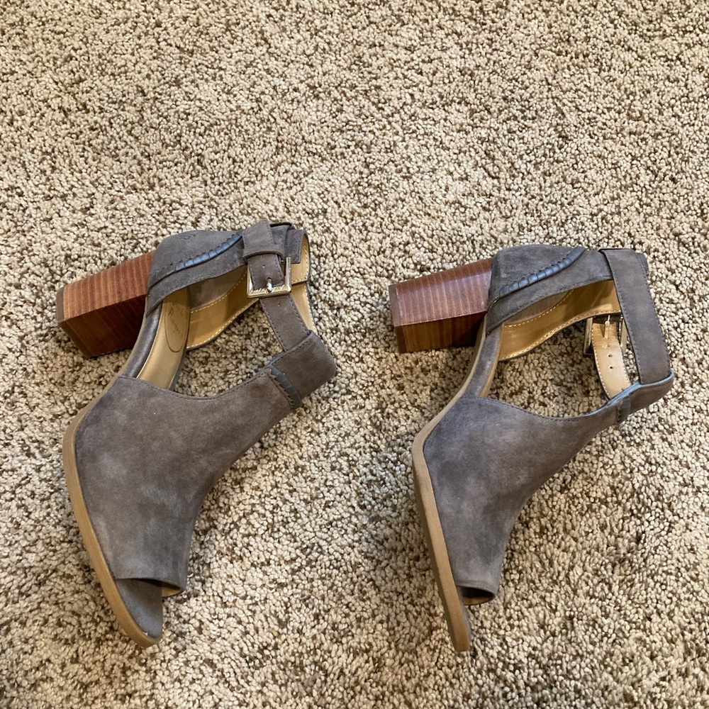 JACK ROGERS Heels - Picture 4 of 6